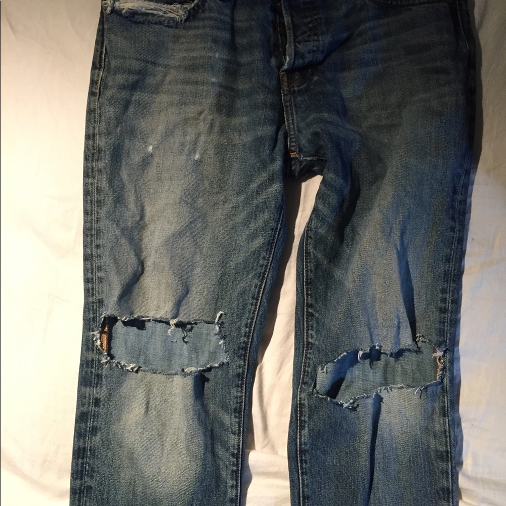 A&F Classic Taper Light Wash 32x30